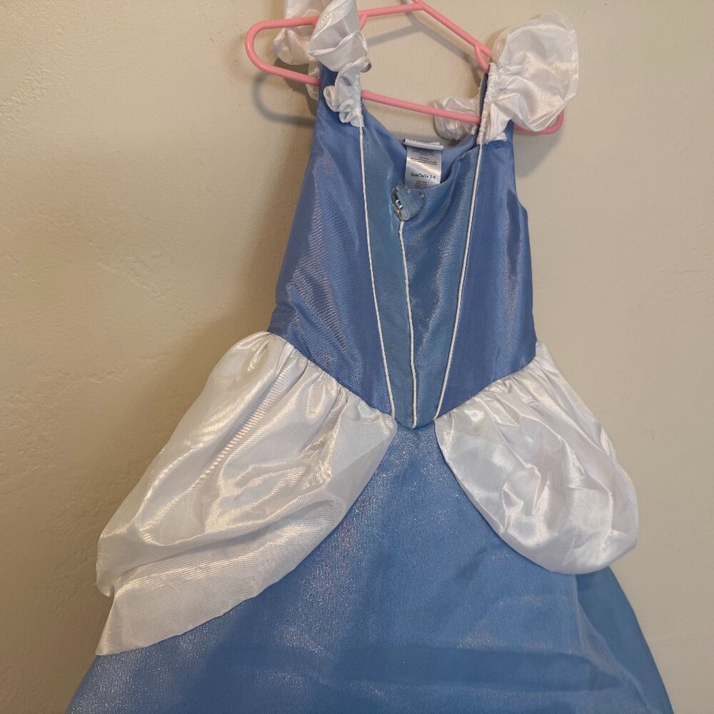 Cinderella by Great Pretenders